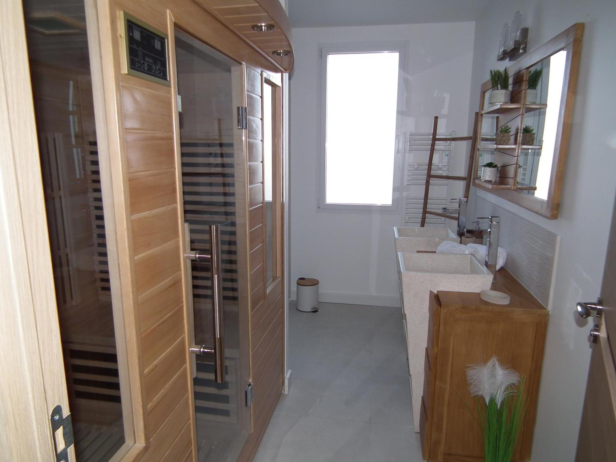 Les Maisons De Louise Pirou Quarto foto